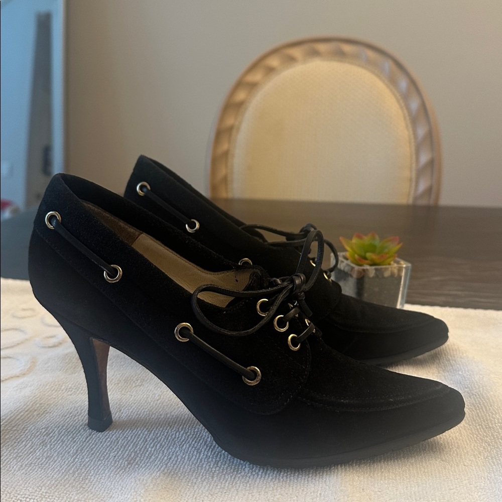 MANOLO Blahnik VINTAGE Black Suede Heel Pointed toe lace up women size 37.5